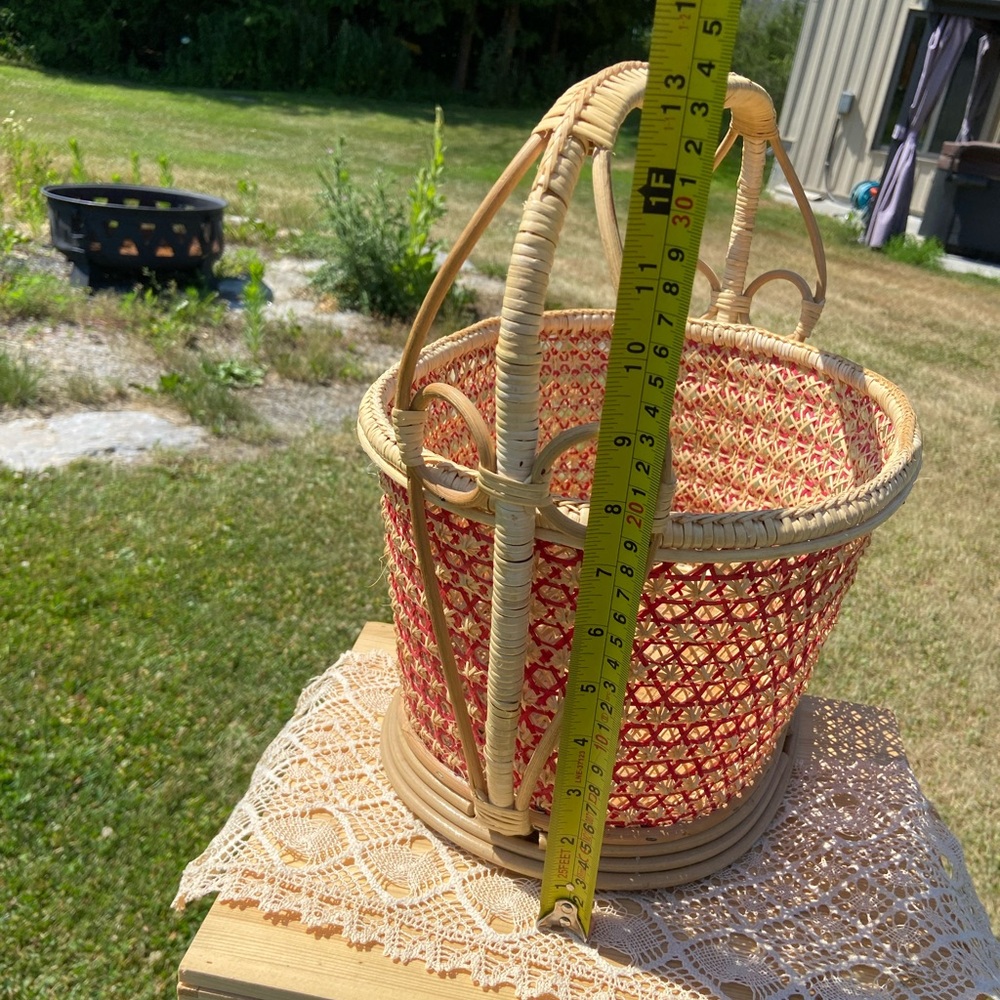 Amazing Rattan Basket - Picture 8 of 8
